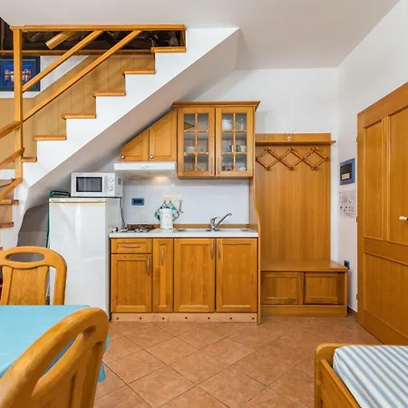 Apartments Lungomare Cres Room photo