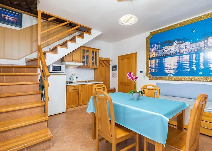 Apartments Lungomare Cres