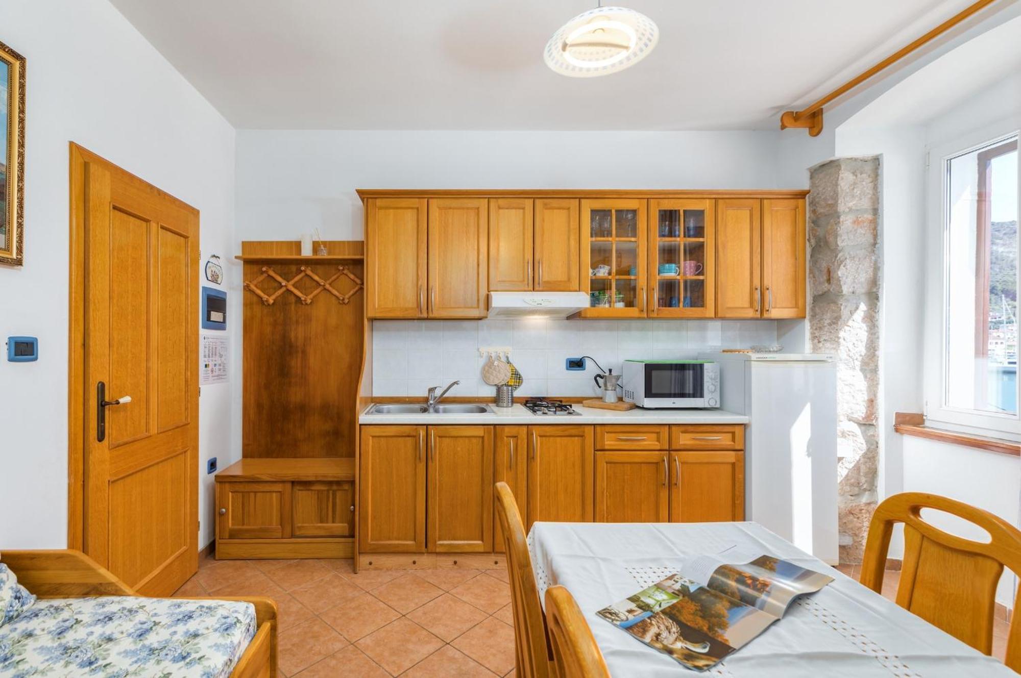 Lungomare Apartment Cres