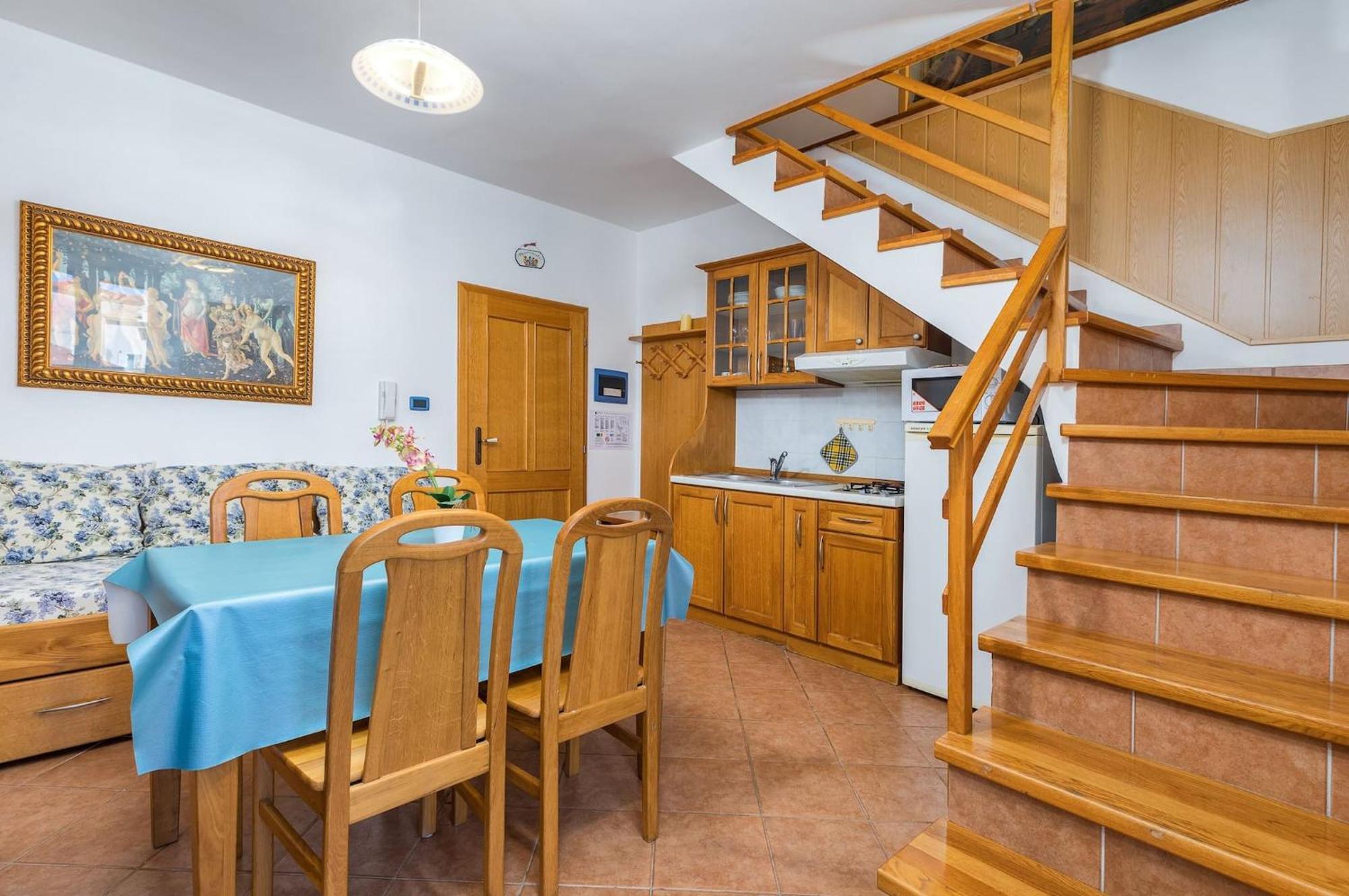 Lungomare Apartment