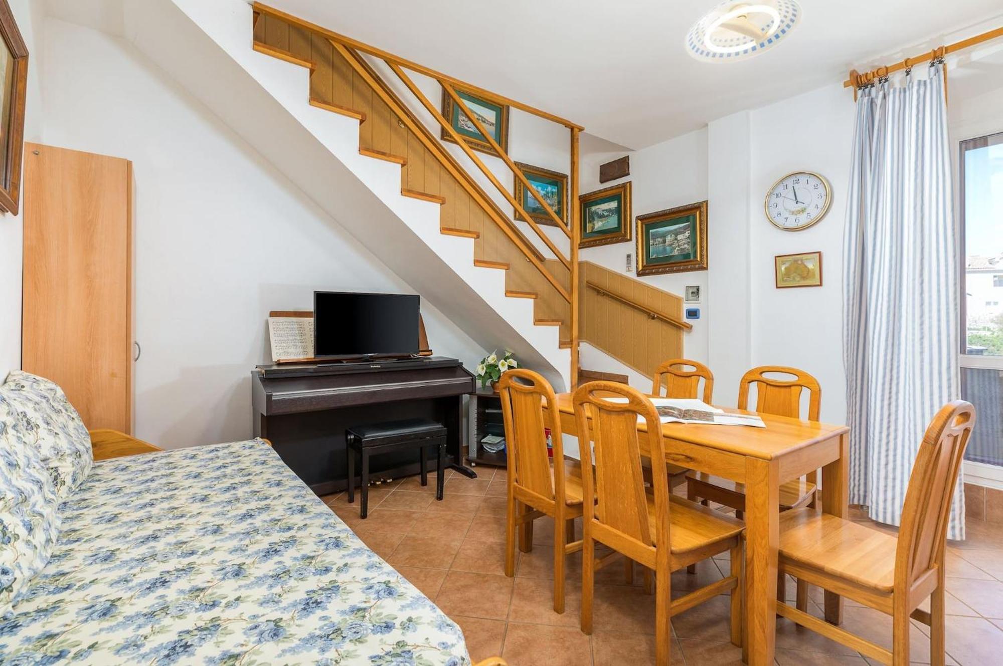Lungomare Apartment